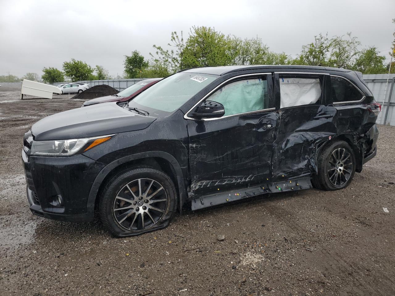 TOYOTA HIGHLANDER SE