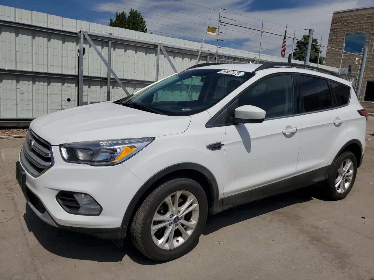 FORD ESCAPE SE