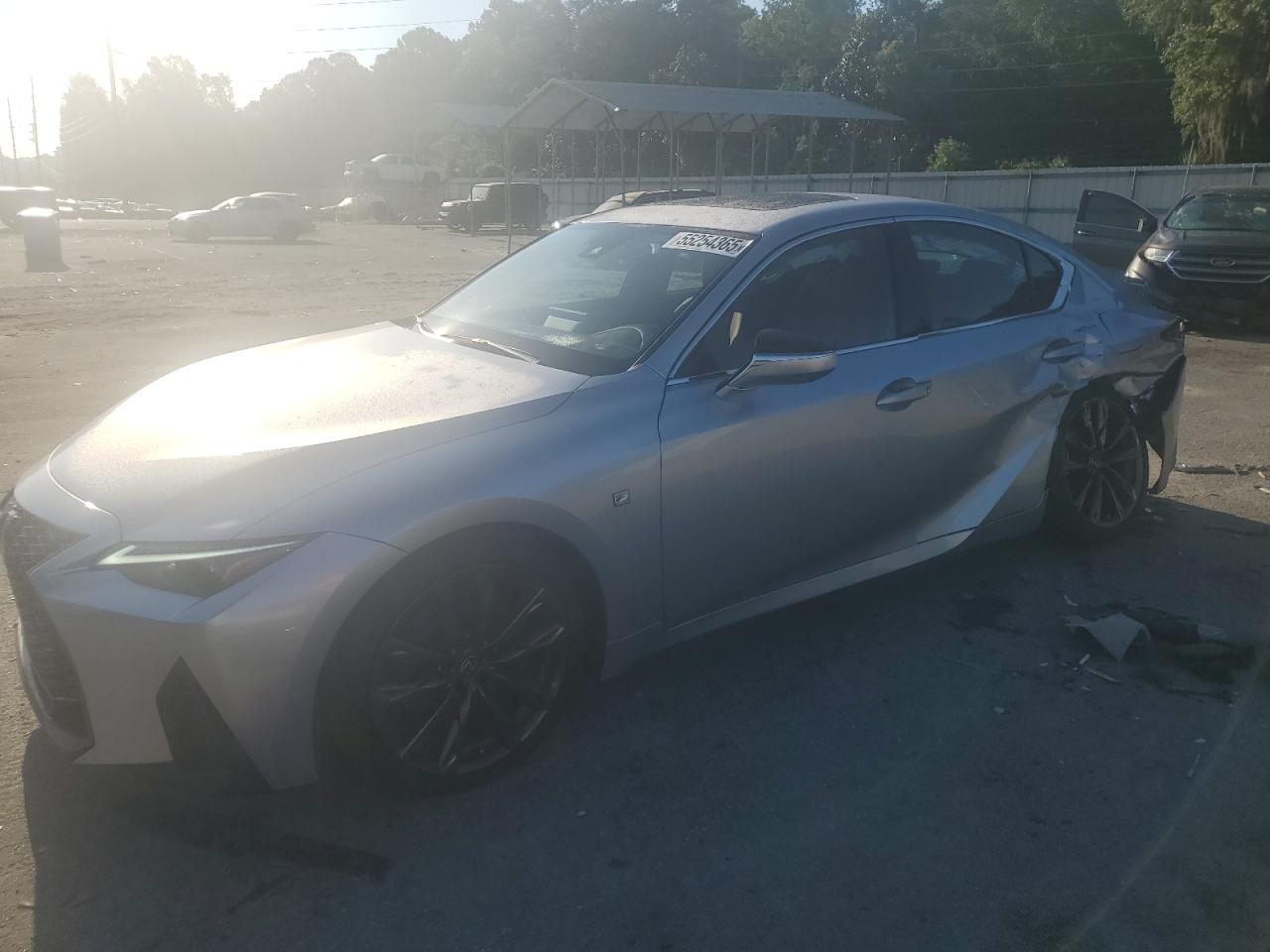 LEXUS IS 350 F SPORT DESIGN