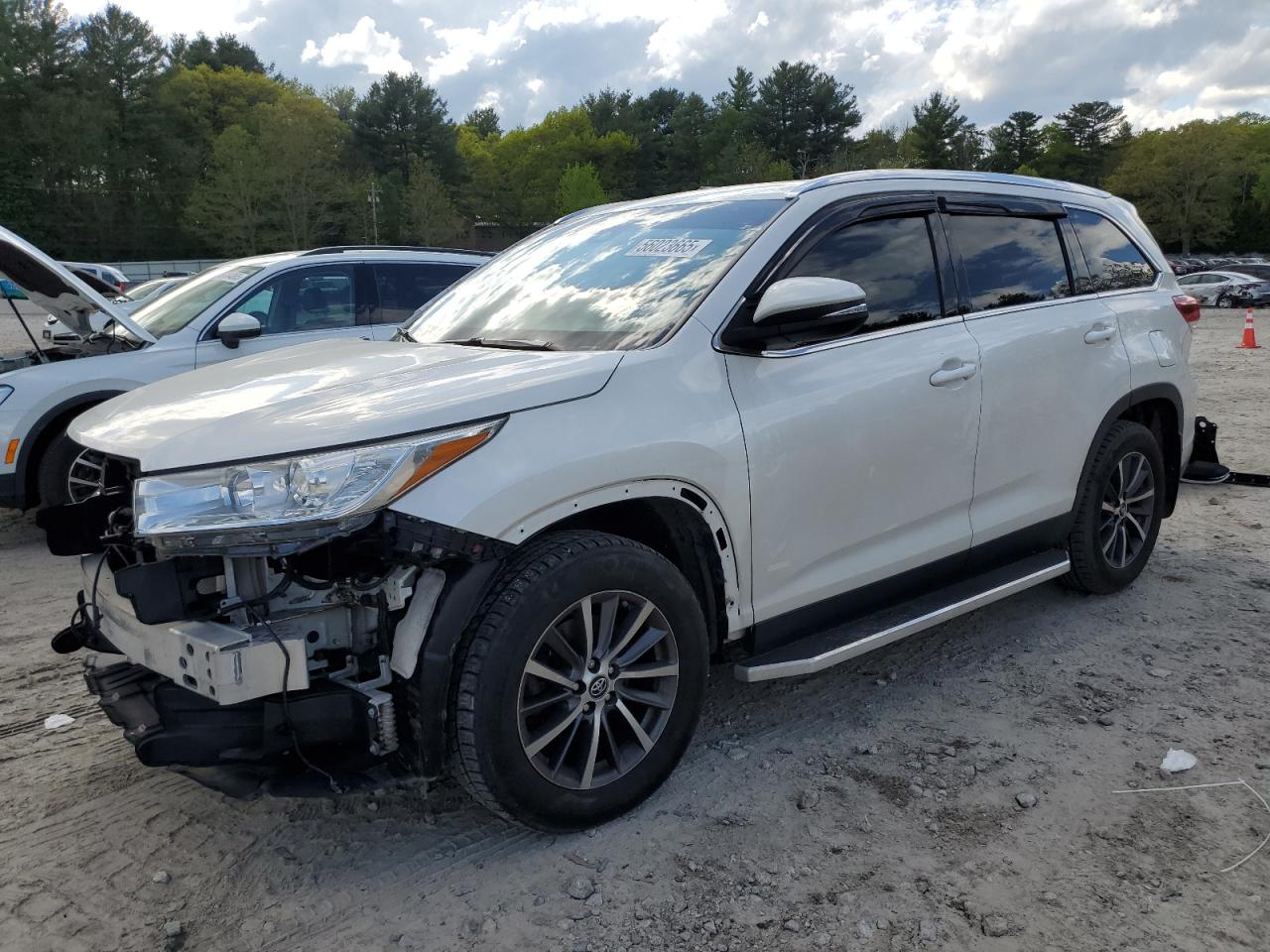 TOYOTA HIGHLANDER SE