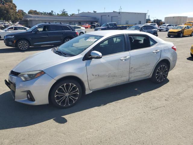 Vin: 2t1burhe9fc232807, lot: 56742195, toyota corolla l 2015 img_1