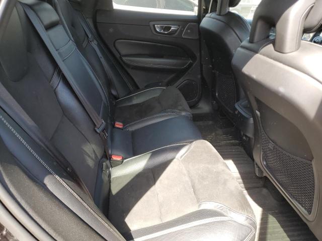 2018 VOLVO XC60 T6 R- YV4A22RM8J1000966