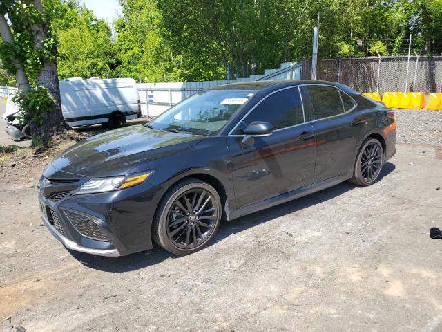 TOYOTA CAMRY XSE