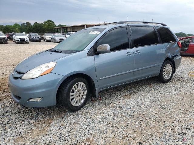 TOYOTA SIENNA XLE