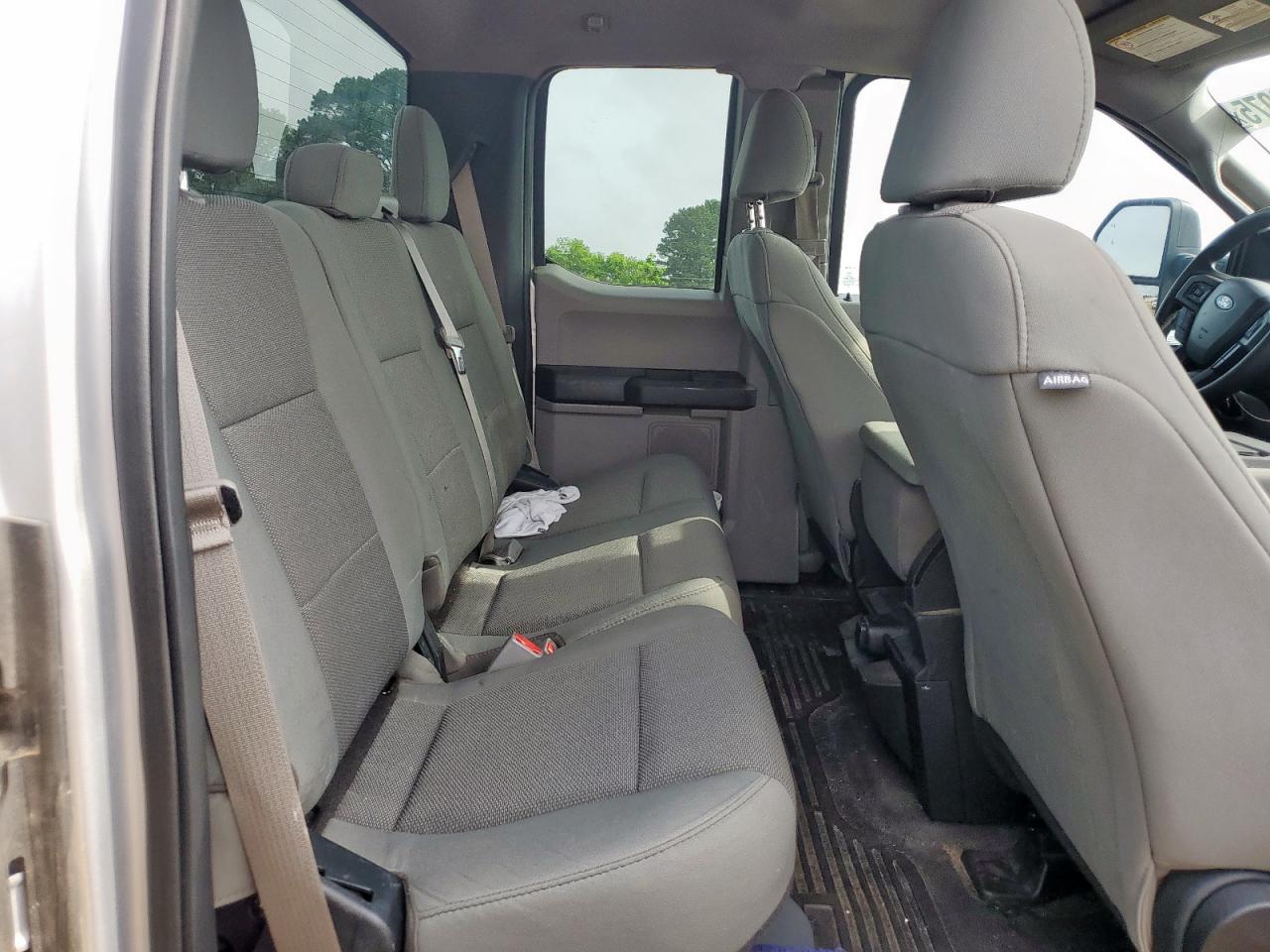 Lot #3318025381 2017 FORD F250 SUPER