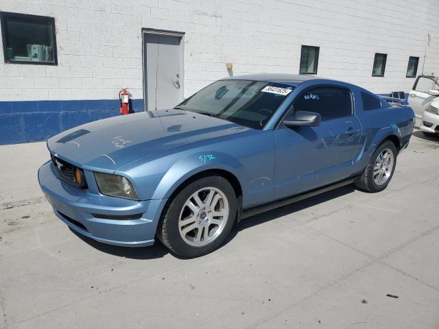 FORD MUSTANG GT