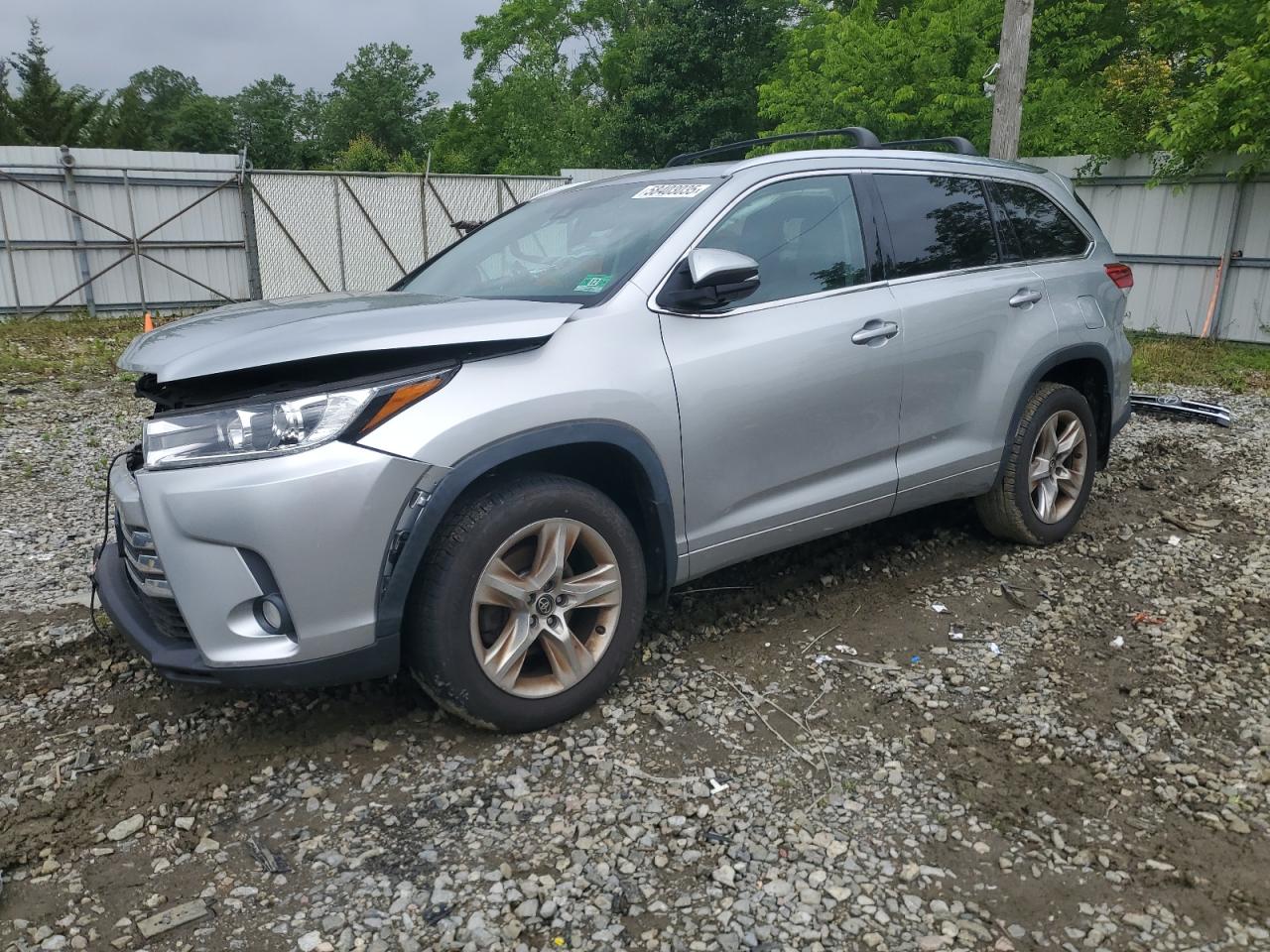 TOYOTA HIGHLANDER LIMITED