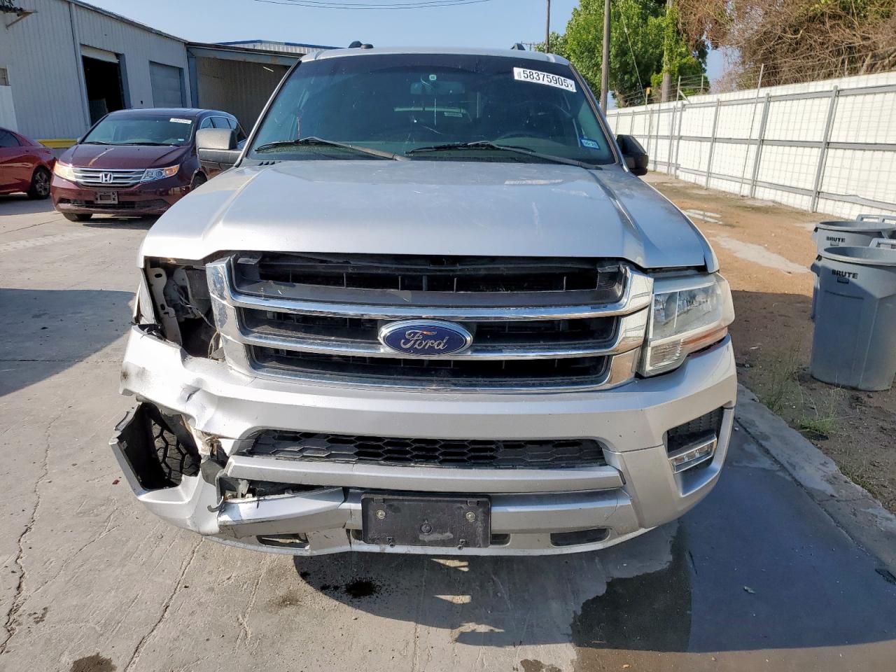 FORD EXPEDITION EL XLT