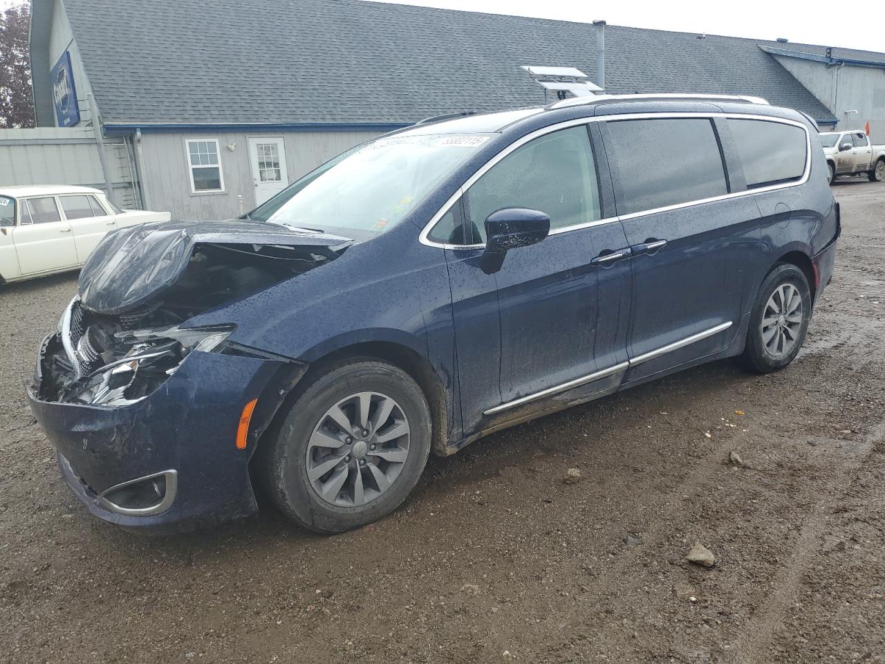 CHRYSLER PACIFICA TOURING L PLUS