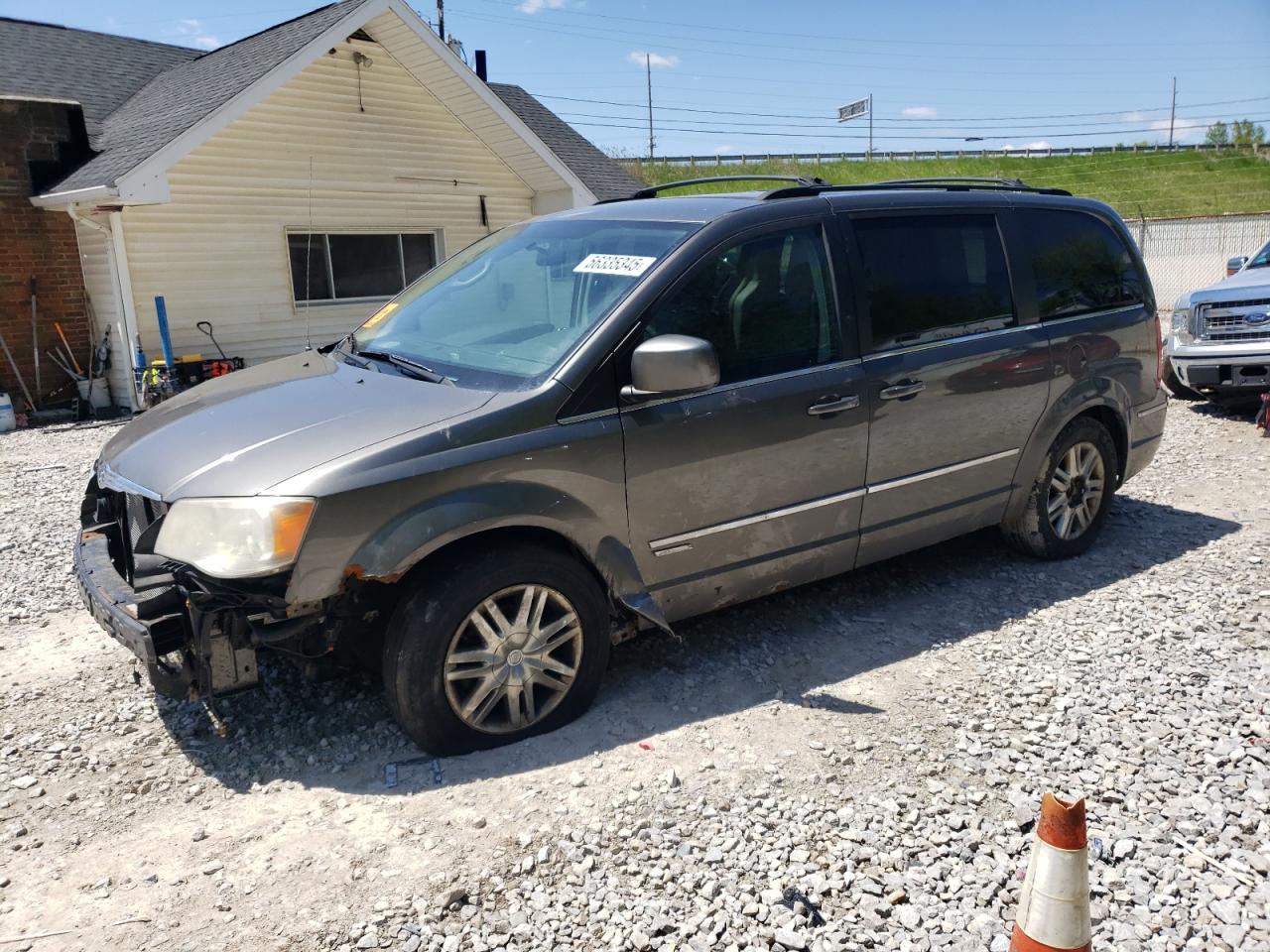 CHRYSLER TOWN & COUNTRY TOURING