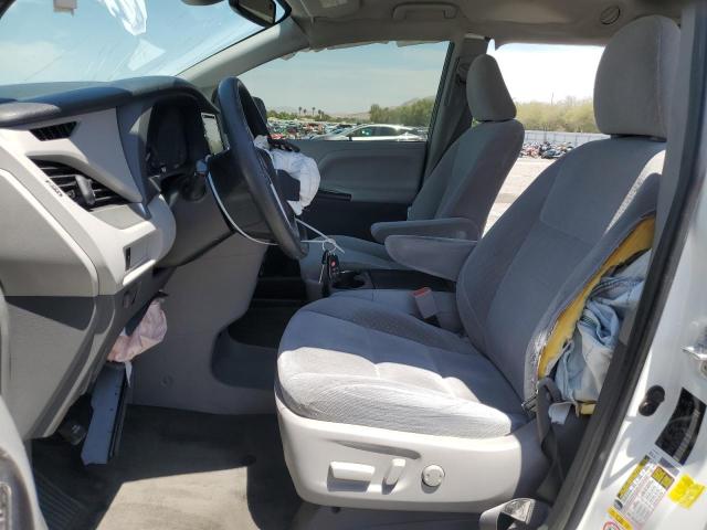 2018 TOYOTA SIENNA LE 5TDKZ3DC4JS920443
