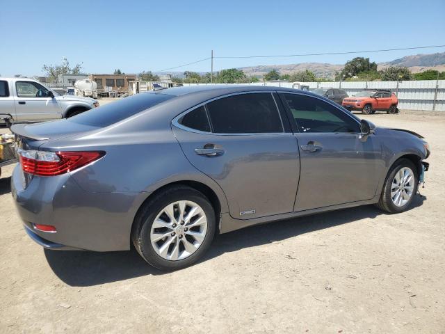 Vin: jthbw1gg8d2013099, lot: 57692975, lexus es300 300h 20133