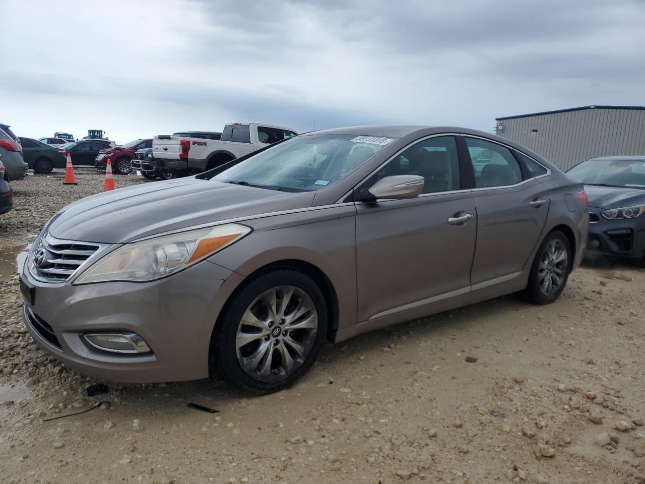 HYUNDAI AZERA