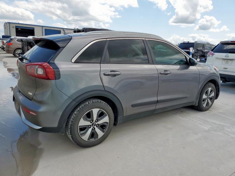 Vin: kndcb3lc8h5063604, lot: 56319475, kia niro fe 20173