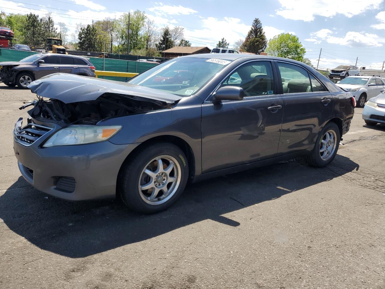 TOYOTA CAMRY BASE