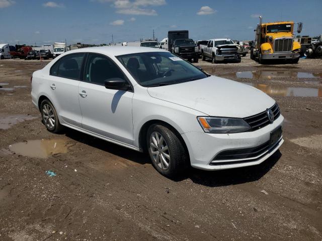 2015 VOLKSWAGEN JETTA SE - 3VWD17AJ1FM295322