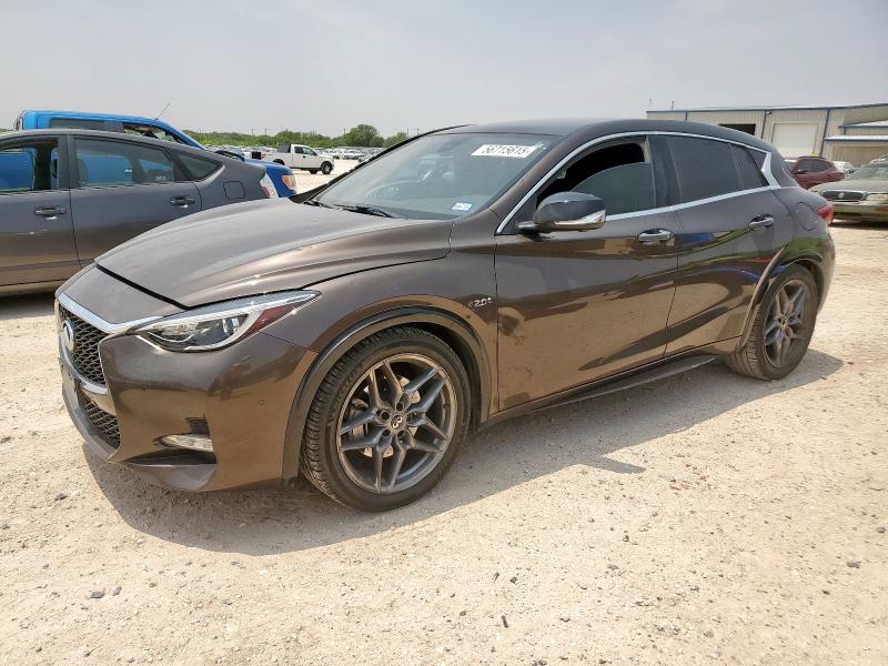 INFINITI QX30 BASE