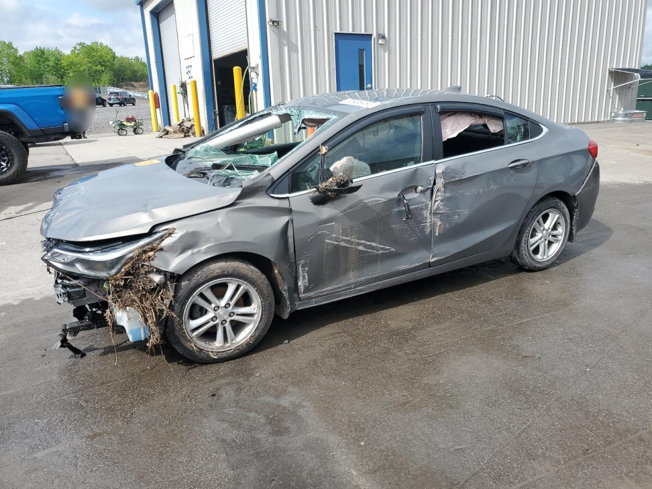 CHEVROLET CRUZE LT