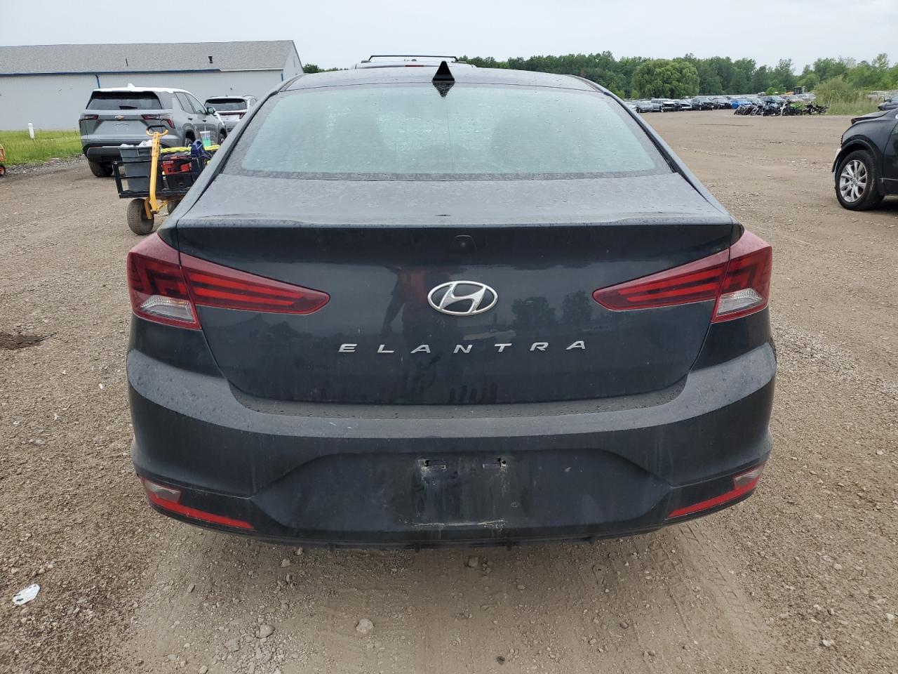 HYUNDAI ELANTRA SEL