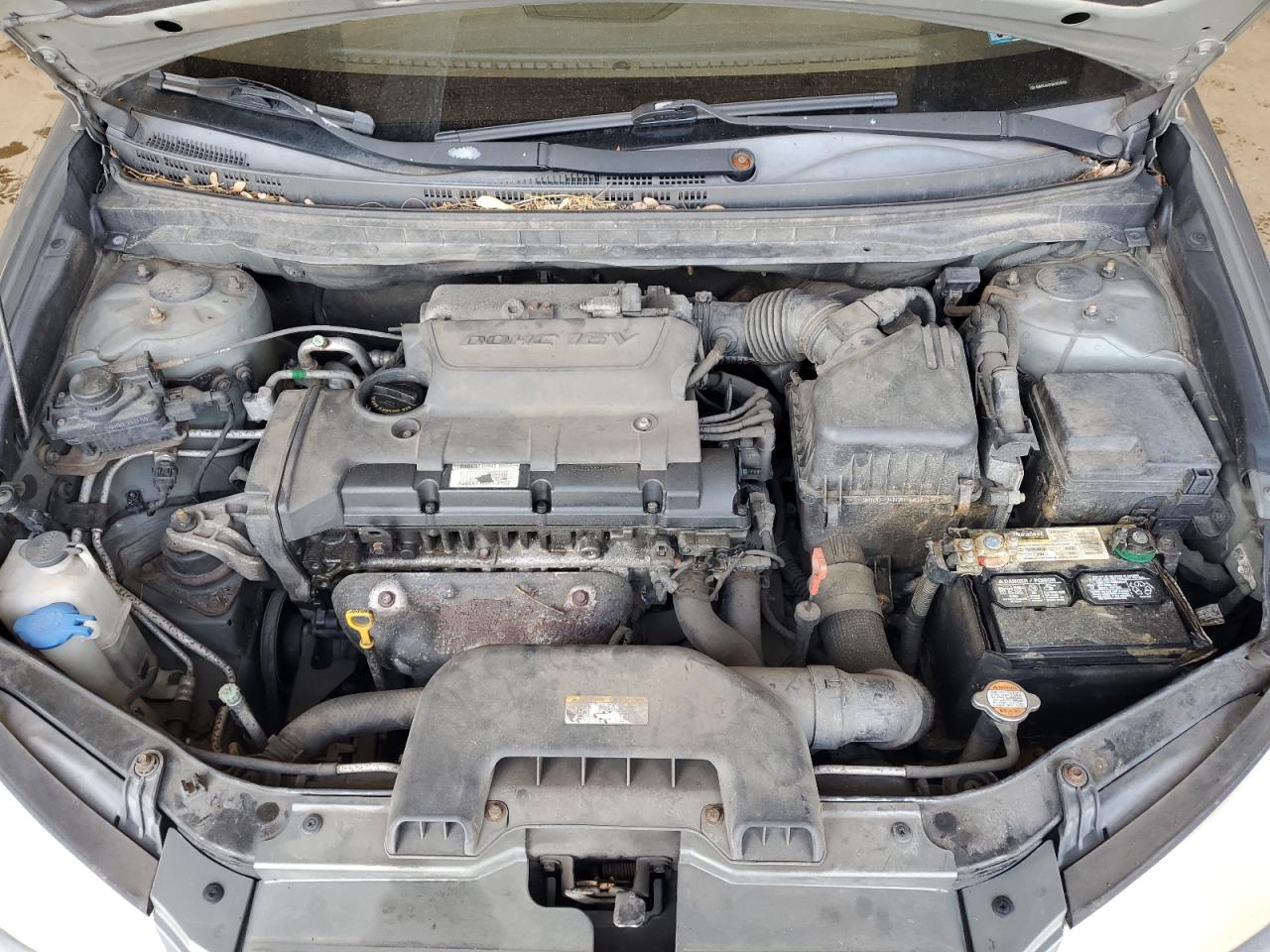 HYUNDAI ELANTRA BLUE