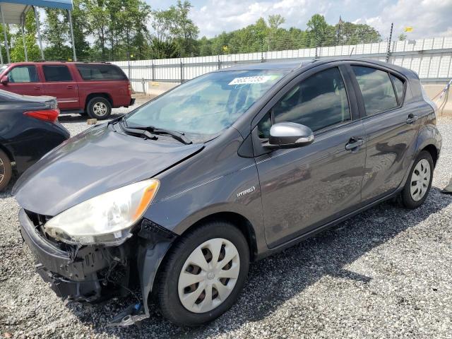 TOYOTA PRIUS C