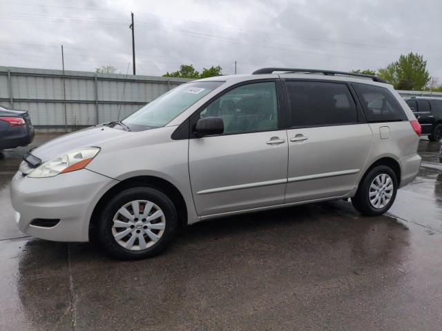 TOYOTA SIENNA CE