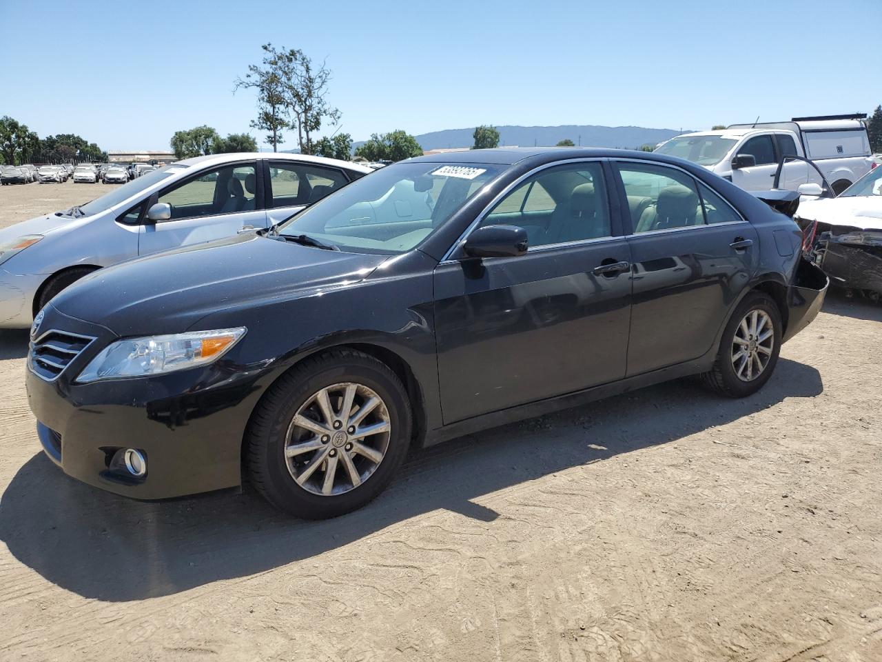 TOYOTA CAMRY SE