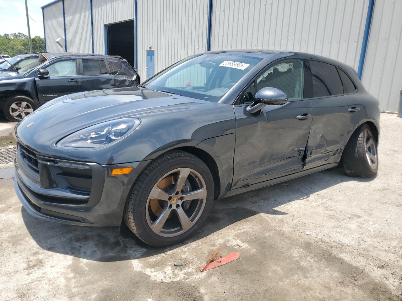 PORSCHE MACAN BASE