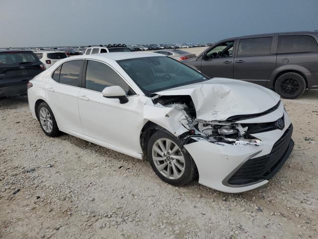 Vin: 4t1c11ak4ru842700, lot: 55498725, toyota camry le 20244