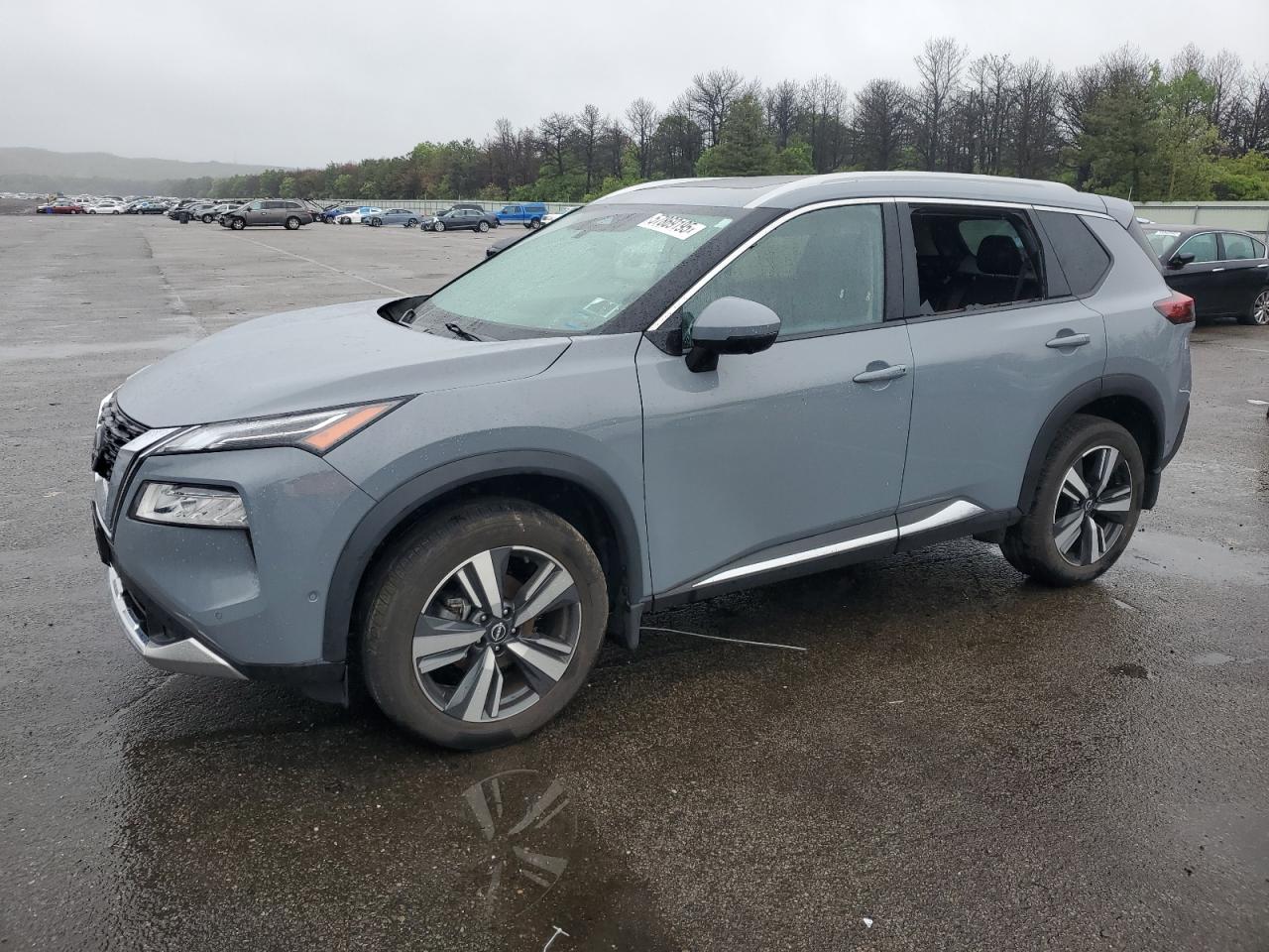 NISSAN ROGUE PLATINUM