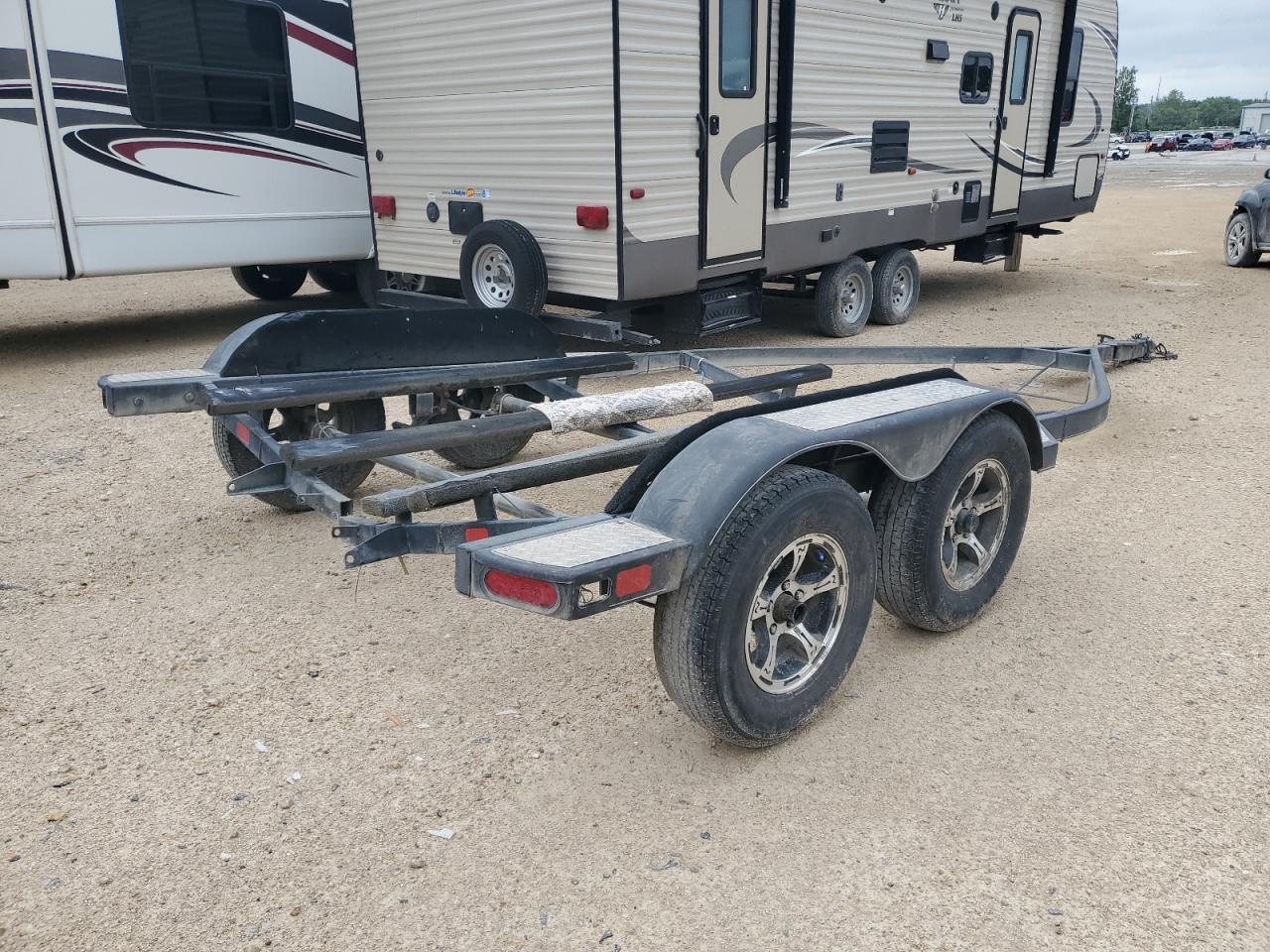 Lot #3303851513 2018 TRAILSTAR BOAT TRLR