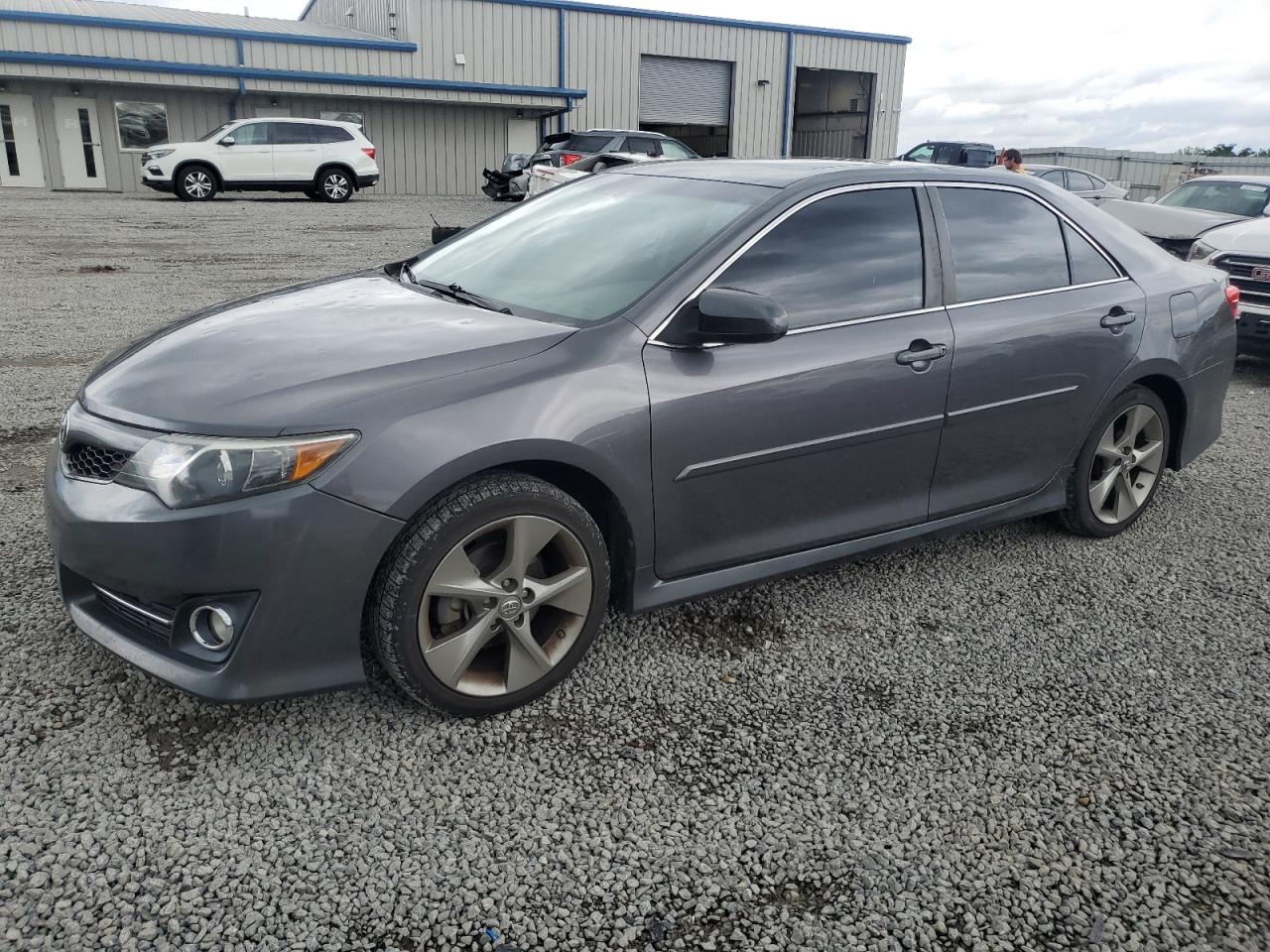 TOYOTA CAMRY L