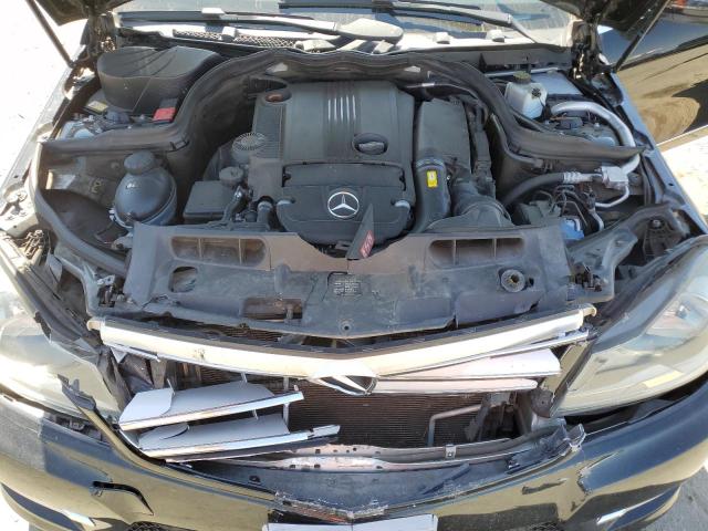 2013 MERCEDES-BENZ C 250 - WDDGF4HB1DA879444