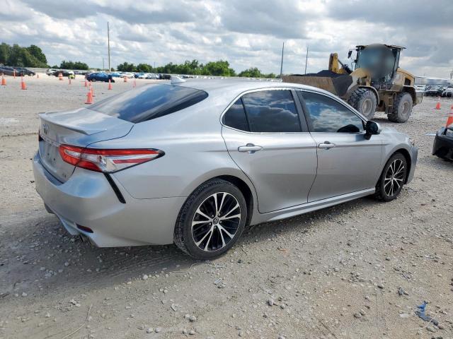 TOYOTA CAMRY L 2019 silver  gas 4T1B11HK2KU839074 photo #4