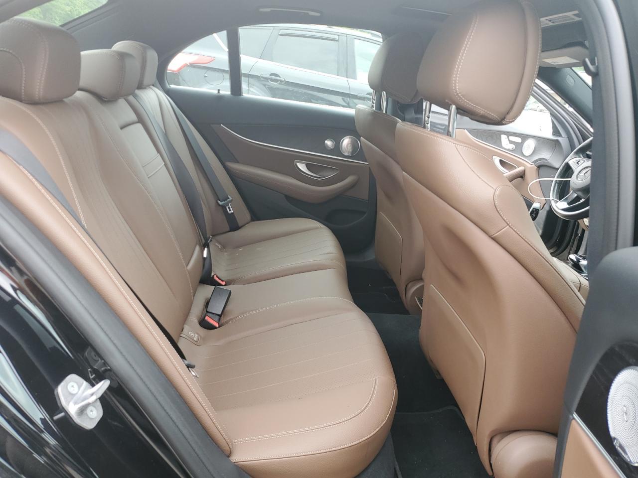 MERCEDES-BENZ E-CLASS 300 4MATIC