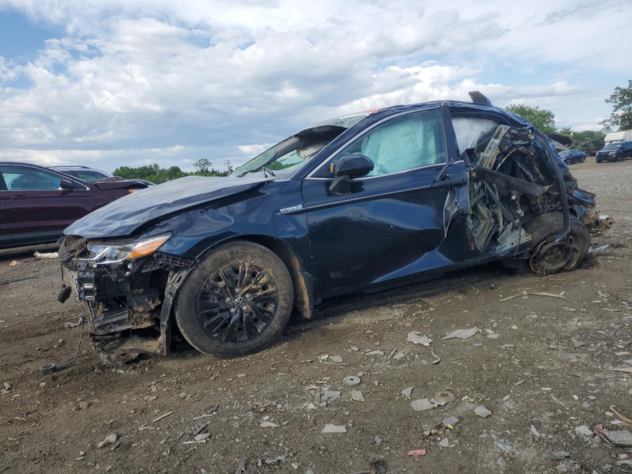 TOYOTA CAMRY LE