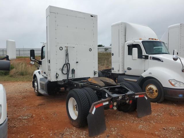 PETERBILT 579 2017 white tractor compressed natural gas 1NPBAH8X9HD421475 photo #4