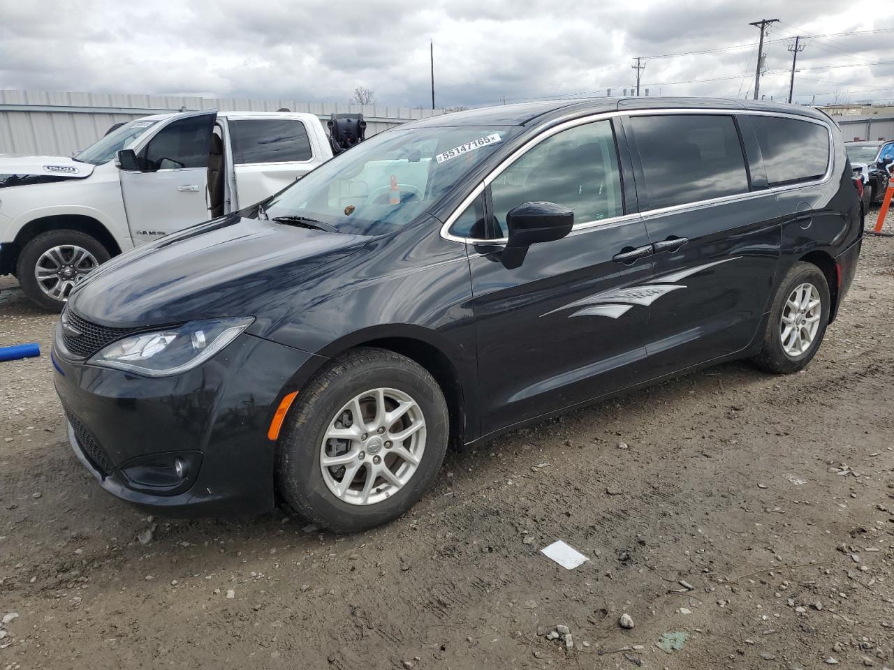 CHRYSLER PACIFICA TOURING