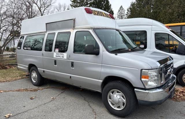 FORD ECONOLINE E250 VAN
