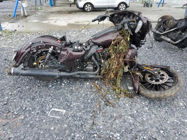 HARLEY-DAVIDSON FLHXSE