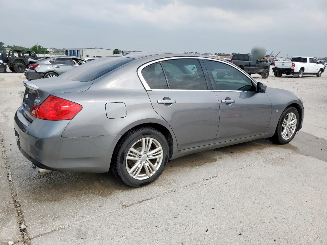 Infiniti Q40 2015