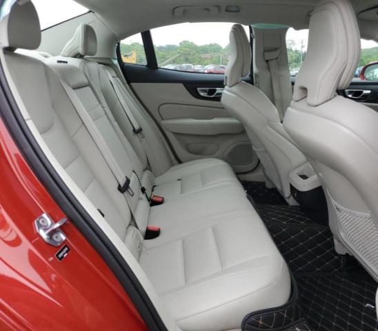 2020 VOLVO S60 T5 MOM 7JR102FK1LG057409