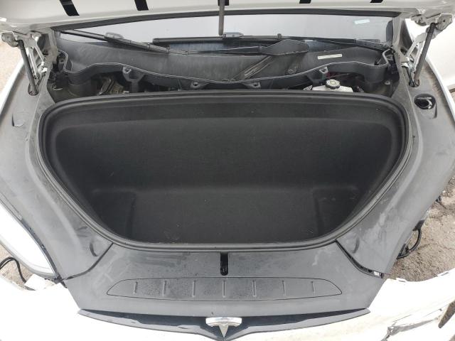 2022 TESLA MODEL X 7SAXCBE51NF354952
