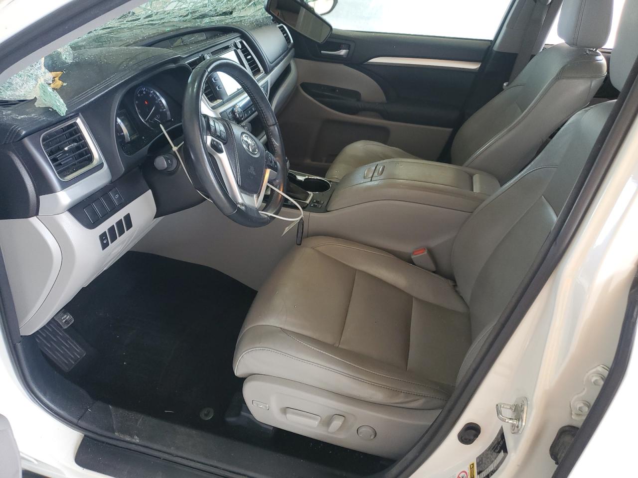 TOYOTA HIGHLANDER XLE