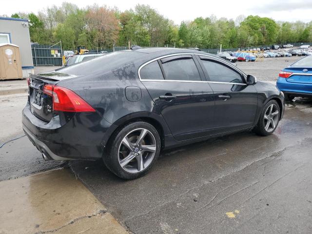 Vin: yv1902tp9f2332358, lot: 55616165, volvo s60 premier 20153