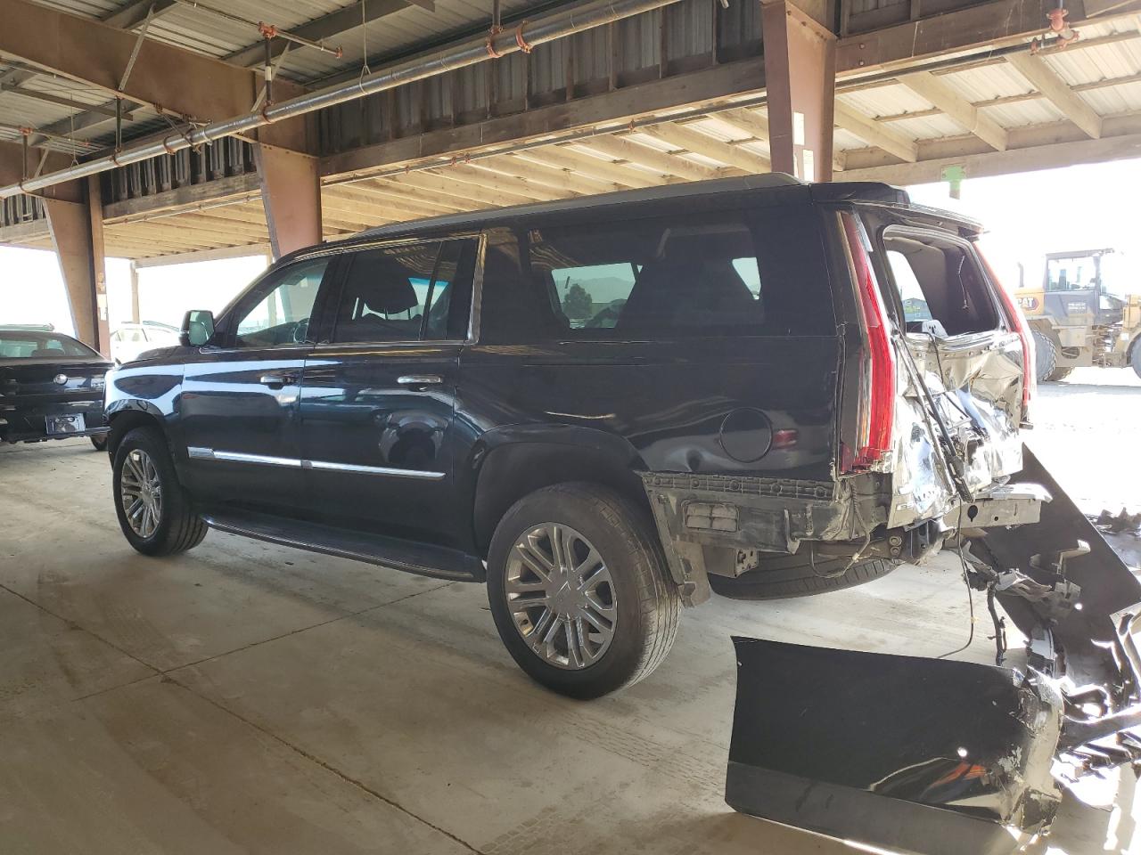 CADILLAC ESCALADE ESV