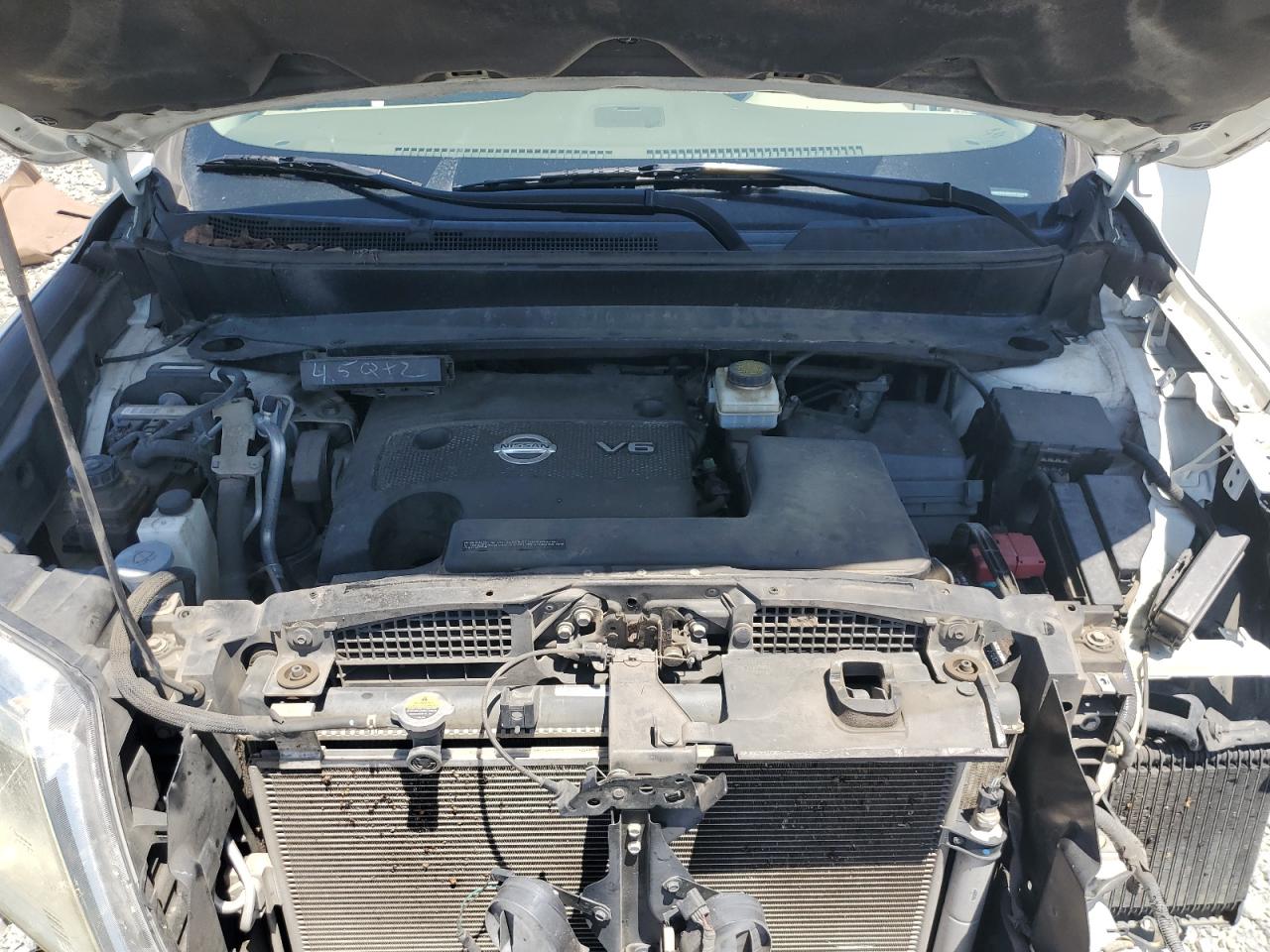 Nissan Pathfinder 2014