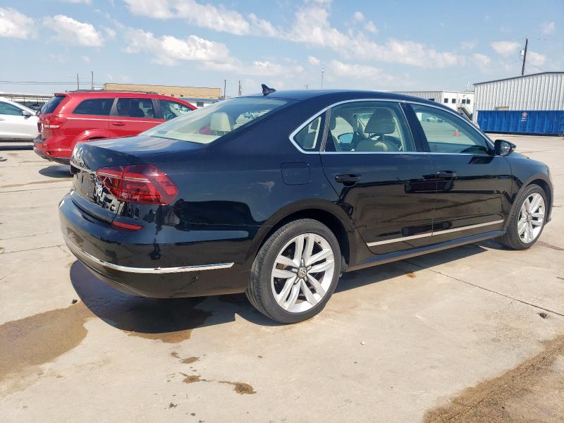 2017 VOLKSWAGEN PASSAT SE 1VWGT7A33HC037638