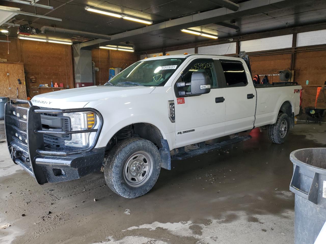 FORD F-350 SUPER DUTY
