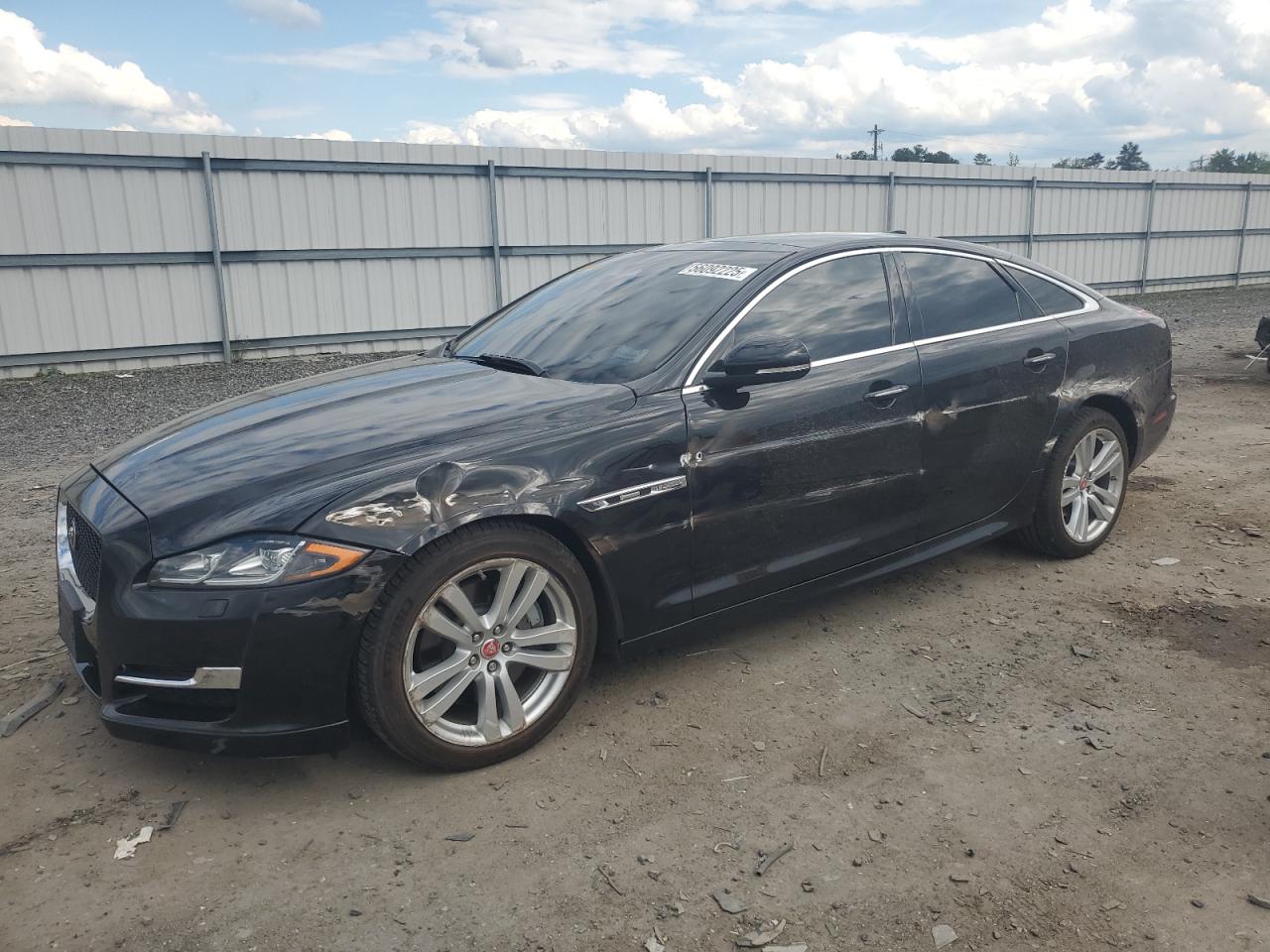JAGUAR XJ R - SPORT